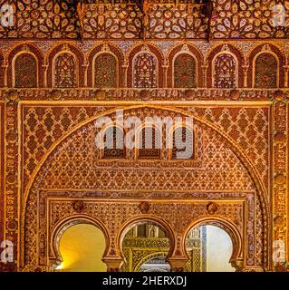 Horseshoe Arch in the Salon de los Embajadores, Hall of Envoys, Alcazar, Seville, Seville, Andalusia, Spain Stock Photo