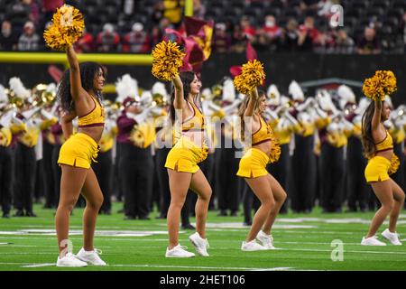 Arizona State Sun Devils cheerleaders perform during the Las Vegas Bowl game, Thursday, Dec. 30, 2021, in Las Vegas. Wisconsin defeated Arizona State Stock Photo