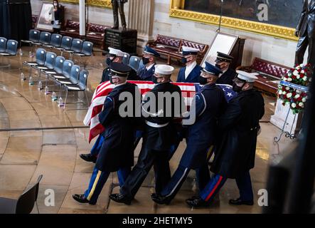 United States. 12th Jan, 2022. The casket containing the remains to the late Sen. Harry Reid, D-Nev., is escorted to lie in state in the U.S. Capitol Rotunda on Wednesday, January 12, 2022. Credit: Tom Williams/Pool Via Cnp/Media Punch/Alamy Live News Stock Photo