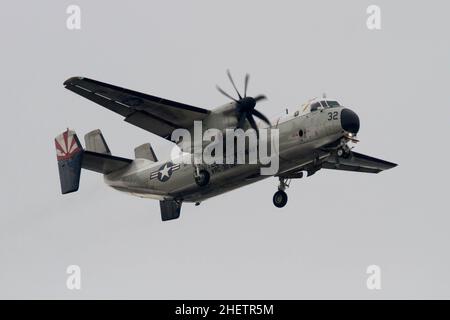 Yamato, Japan. 13th Dec, 2016. A Grumman C-2A Greyhound with the 'Providers' of Fleet Logistics Support Squadron (VRC) 30, Detachment 5, flying over Chou Rinkan, Kanagawa, Japan. (Photo by Damon Coulter/SOPA Images/Sipa USA) Credit: Sipa USA/Alamy Live News Stock Photo