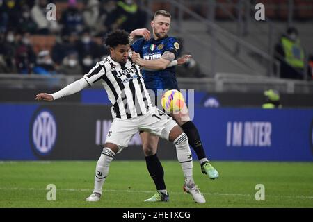 Milan Italy 12th January 22 Rodrigo Bentancur Of Juventus During The Supercoppa Frecciarossa Match At Giuseppe Meazza Milan Picture Credit Should Read Jonathan Moscrop Sportimage Stock Photo Alamy