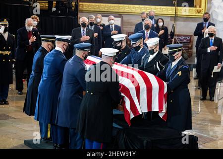 UNITED STATES - JANUARY 12: The casket containing the remains to the late Sen. Harry Reid, D-Nev., is escorted to lie in state in the U.S. Capitol Rotunda on Wednesday, January 12, 2022. Credit: Tom Williams/Pool via CNP Stock Photo