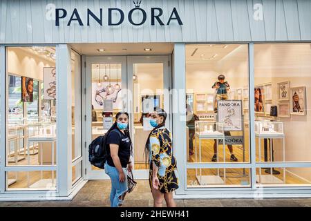 Pandora city centre discount