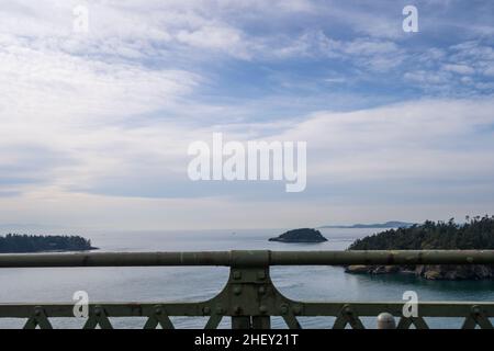 Deception Pass is a strait separating Whidbey Island from Fidalgo Island, in the northwest part of the U.S. state of Washington. It connects Skagit Ba Stock Photo