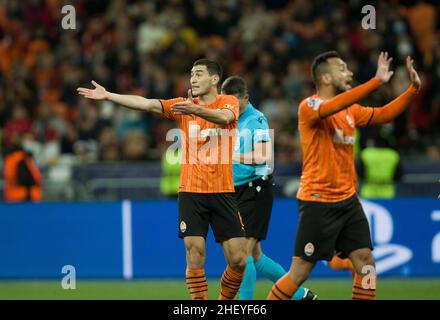 Ukraine, Kyiv - 09 September 2021. Taras Stepanenko (Shakhtar) during the match between FC Shakhtar Donetsk and Milan Inter, NSC Olympiyskiy Stock Photo