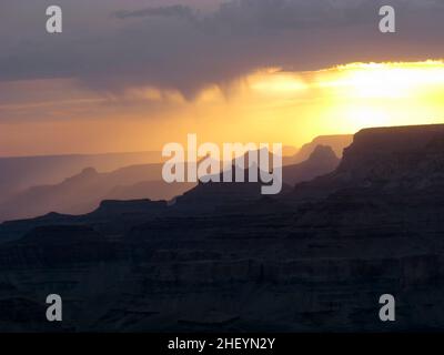 fantastic view into the grand canyon from Yaki point, south rim Stock Photo