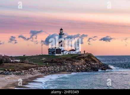 Atlantic ocean waves on the beach at Montauk Point Light, Lighthouse, Long Island, New York, Suffolk County Stock Photo