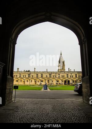 Looking through the entrance of Christ Church collage towards the great Quadrangle, with the cathedral tower in the background Stock Photo