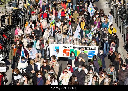 Marseille, France. 13th Jan, 2022. Protesters march on the Street during the demonstration.The teachers' unions have launched a national strike against the binding health protocol put in place at schools by the Minister of Education. (Photo by Denis Thaust/SOPA Images/Sipa USA) Credit: Sipa USA/Alamy Live News Stock Photo