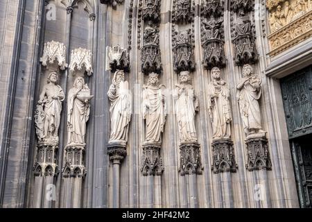 Cologne, Germany, the medieval portal, main entrance of the Dome Stock Photo
