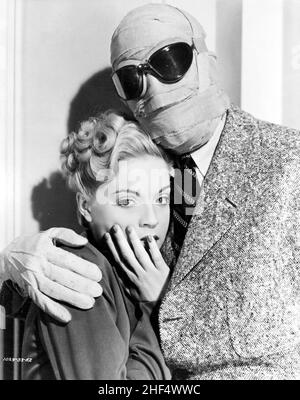 CEDRIC HARDWICKE and NAN GREY in THE INVISIBLE MAN RETURNS (1940), directed by JOE MAY. Credit: UNIVERSAL PICTURES / Album Stock Photo