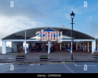 Burnham Pier and amusements, The Esplanade, Burnham-on-Sea, Somerset Stock Photo