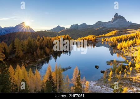 Lago Federa in golden autumn. Stock Photo