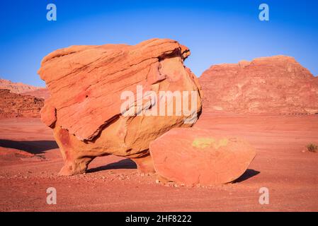 Wadi Rum, Jordan. Natural sandstone rock formation known as Chicken Rock (aka Cow Rock), Aqaba Governorate, Middle East. Stock Photo