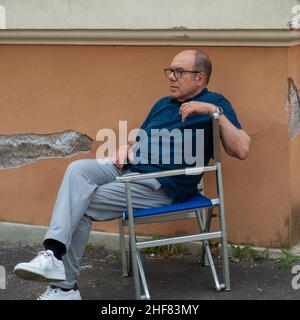 Rome, Italy 21/06/2021: shooting the film 'Vita da Carlo' with actor Carlo Verdone. Monteverde. © Andrea Sabbadini Stock Photo
