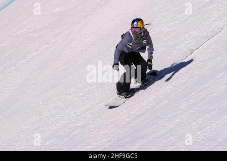 Laax, Switzerland. 14th Jan, 2022. Anna Gasser of Austria competes during the women's snowboard slopestyle semifinal at FIS Snowboard World Cup 2022 in Laax, Switzerland, Jan. 14, 2022. Credit: Zhang Cheng/Xinhua/Alamy Live News Stock Photo