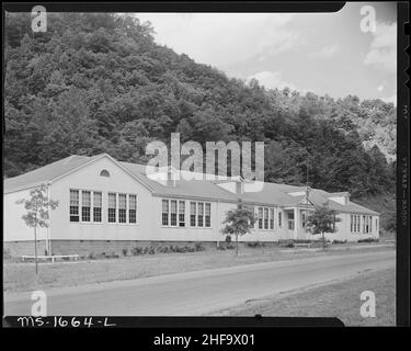 Schoolhouse. Koppers Coal Division, Kopperston Mine, Kopperston, Wyoming County, West Virginia. Stock Photo