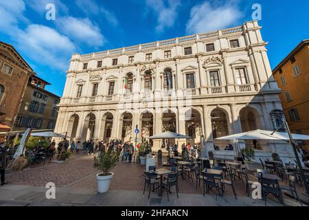 Palazzo Nuovo (New Palace) in Renaissance style, 1600-1958, inside is the Civic Library Angelo Mai, Bergamo upper town, Lombardy, Italy, Europe. Stock Photo