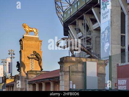 golden lion at the main entrance to twickenham rugby stadium Stock Photo