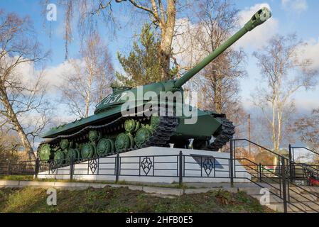 PRIOZERSK, RUSSIA - OCTOBER 24, 2021: Tank-monument IS-3, erected in honor of the 55th anniversary of Victory in the Great Patriotic War on a October Stock Photo