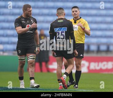 Referee Chris Busby during the Heineken Champions Cup, Pool A match at  Coventry Building Society Arena, Coventry. Picture date: Saturday January  15, 2022 Stock Photo - Alamy