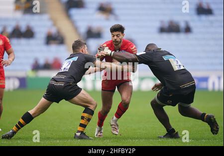 Toulouse's Romain Ntamack (left) and Pita Ahki show their dejection during  the Heineken Champions Cup, Pool A match at Coventry Building Society Arena,  Coventry. Picture date: Saturday January 15, 2022 Stock Photo - Alamy