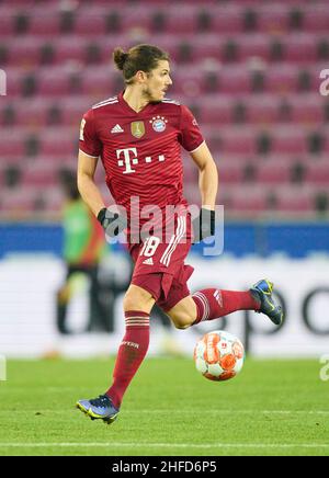 Marcel Sabitzer, FCB 18  in the match 1.FC KÖLN - FC BAYERN MÜNCHEN 0-4 1.German Football League on Jan 15, 2022 in Cologne, Germany  Season 2021/2022, matchday 19, 1.Bundesliga, 19.Spieltag,  © Peter Schatz / Alamy Live News    - DFL REGULATIONS PROHIBIT ANY USE OF PHOTOGRAPHS as IMAGE SEQUENCES and/or QUASI-VIDEO - Stock Photo