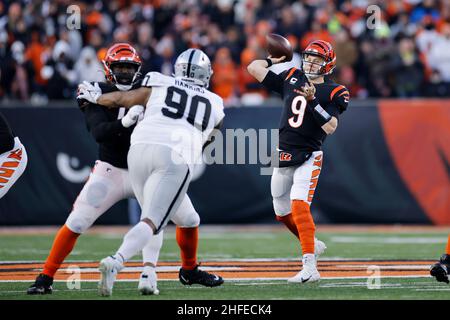 Cincinnati Bengals quarterback Joe Burrow (9) in action against the New  York Jets during an NFL football game on Sunday, Sep. 25, 2022, in East  Rutherford, N.J. (Brad Penner/AP Images for Panini