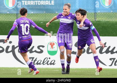 Fiorentina Femminile players celebrate the goal during ACF Fiorentina  femminile vs Inter, Italian Soccer Serie A Women Championship, Florence,  Italy Stock Photo - Alamy