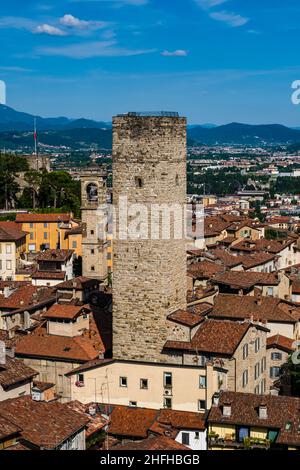 Aerial view from the tower Campanone, the tower Torre del Gombito surrounded by the houses of town. Stock Photo