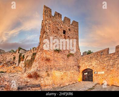 The historic castle of Nafpaktos, Greece Stock Photo