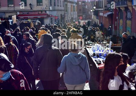 Madrid, Spain. January 16, 2022: El Rastro flea market in Madrid. This flea market is the largest in Europe and is held every sunday morning Stock Photo