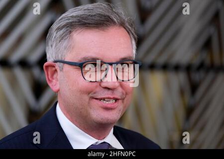 Brussels, Belgium. 17th Jan, 2022. Austrian finance minister Magnus Brunner, during a press statement ahead of the Eurogroup finance ministers meeting in Brussels, Belgium, 17 January 2022. Credit: ALEXANDROS MICHAILIDIS/Alamy Live News Stock Photo