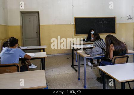 Cecilia Fabiano/LaPresse September 07 , 2020 Roma (Italy) News: Back to school: many school organize themselves in anticipation of the new desks supplied by the ministry In the pic : a lesson Cornelio Tacito high school Stock Photo