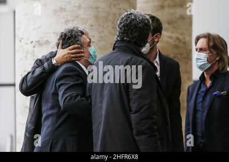 Cecilia Fabiano/LaPresse November 05 , 2020 Roma (Italy) News : Gigi Proietti's coffin arrives in Piazza del Popolo In The Pic : Rodolfo Lagana Stock Photo