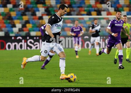 Andrea Bressanutti/LaPresse November 25, 2020 Udine, Italy sport soccer Udinese vs Fiorentina - Italian cup - Dacia Arena Stadium In the pic: lasagna kevin Stock Photo