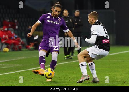 Andrea Bressanutti/LaPresse November 25, 2020 Udine, Italy sport soccer Udinese vs Fiorentina - Italian cup - Dacia Arena Stadium In the pic: caceres martin Stock Photo