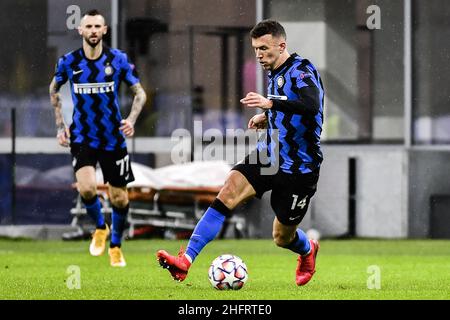 LaPresse/Marco Alpozzi December 09, 2020 Milan (Italy) sport soccer Inter Vs Shakhtar Donetsk - Champions League group stage - Group B - Giuseppe Meazza stadium In the pic: Ivan Perisic (FC Internazionale Milano); Stock Photo