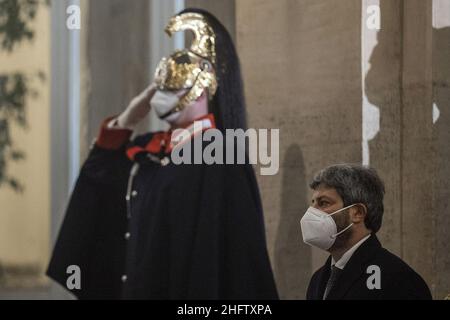 Foto Roberto Monaldo / LaPresse 02-02-2021 Roma Politica Quirinale - Il Presidente della Camera Roberto Fico riferisce al Presidente della Repubblica Sergio Mattarella l'esito del mandato espolrativo Nella foto Roberto Fico lascia il Quirinale 02-02-2021 Rome (Italy) Quirinale palace - The President of the Chamber Roberto Fico reports the outcome of the expolrative mandate to the President of the Republic Sergio Mattarella In the pic Roberto Fico Stock Photo