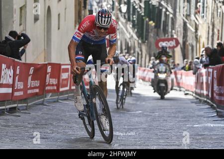 LaPresse - Marco Alpozzi March, 06 2021 Siena (Italy) Sport Cycling 15th Strade Bianche 2021 - Men's race - from Siena to Siena - 184 km (114,3 miles) In the pic: Mathieu van der Poel (Ned) Alpecin-Fenix Stock Photo