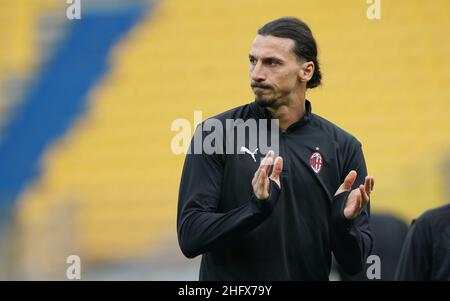 LaPresse - Spada April 10 , 2021 Parma ( Italy ) Sport Soccer A.C. Milan- Season 2020-2021 - Serie A Parma vs Milan In the pic: Zlatan Ibrahimovic Stock Photo