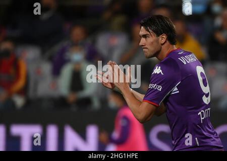 Foto Alfredo Falcone / LaPresse21 Settembre 2021 Firenze, ItaliaSport CalcioFiorentina - Inter - Campionato di Calcio Serie A 2021/2022 - Stadio Artemio Franchi di FirenzeNella foto: vlahovicPhoto Alfredo Falcone / LaPresseSeptember 21, 2021 Florence, ItalySport SoccerFiorentina - Inter - Italian Football Championship League A 2021/2022 - Artemio Franchi stadium of FlorenceIn the pic: vlahovic Stock Photo