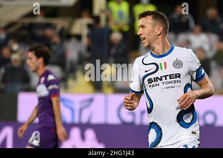 Foto Alfredo Falcone / LaPresse21 Settembre 2021 Firenze, ItaliaSport CalcioFiorentina - Inter - Campionato di Calcio Serie A 2021/2022 - Stadio Artemio Franchi di FirenzeNella foto: esultanza perisicPhoto Alfredo Falcone / LaPresseSeptember 21, 2021 Florence, ItalySport SoccerFiorentina - Inter - Italian Football Championship League A 2021/2022 - Artemio Franchi stadium of FlorenceIn the pic: perisic celebrates Stock Photo