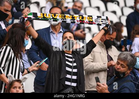 Marco Alpozzi/LaPresse September 26, 2021 Turin, Italy sport soccer Juventus Vs Sampdoria - Italian Football Championship League A TIM 2021/2022 - Allianz Stadium In the pic: supporters Stock Photo