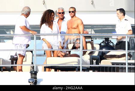 Naomi Campbell, boyfriend Vladimir Doronin and friends Marco Tronchetti Provera, Afef Jnifen and British Billionaire Phillip Green who owns Top Shop among many other retail outlets (left) on a yacht in Formentera, Spain Stock Photo