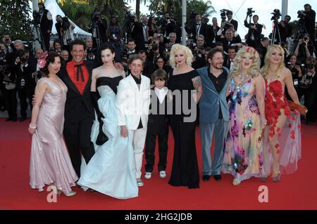 Cast members Mimmi Le Meaux, actress Dirty Martini, actor and director Mathieu Amalric, Julie Atlas Muz, actress Evie Lovelle and actor Roky Roulette  pictured during the premiere of On Tour, part of the 63rd Cannes Film Festival, Palais des Festivals, Cannes.  Stock Photo