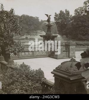 Vintage photo of Bethesda fountain in Central Park, New Yourk City. USA. 1907 Stock Photo