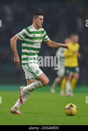 Glasgow, Scotland, 17th January 2022.  Tom Rogic of Celtic  during the Scottish Premier League match at Celtic Park, Glasgow. Picture credit should read: Neil Hanna / Sportimage Stock Photo