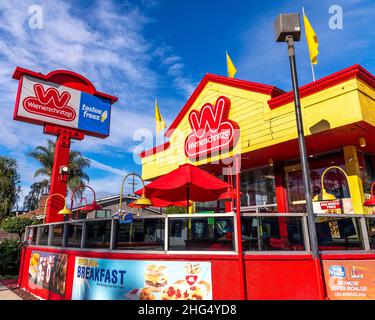 Burbank, CA, USA - January 16, 2022: Exterior of a Wienerschnitzel fast food restaurant  in Burbank, CA. Stock Photo