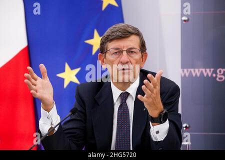 Italy, Rome, September 7, 2021 : Vittorio Colao, Minister for Technological Innovation and digital transition, participates in the press conference to Stock Photo